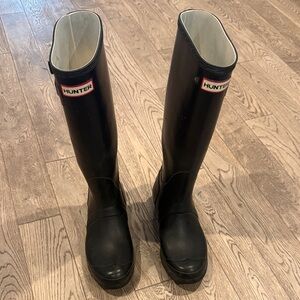 Hunter Black Tall Rubber Rain Boots